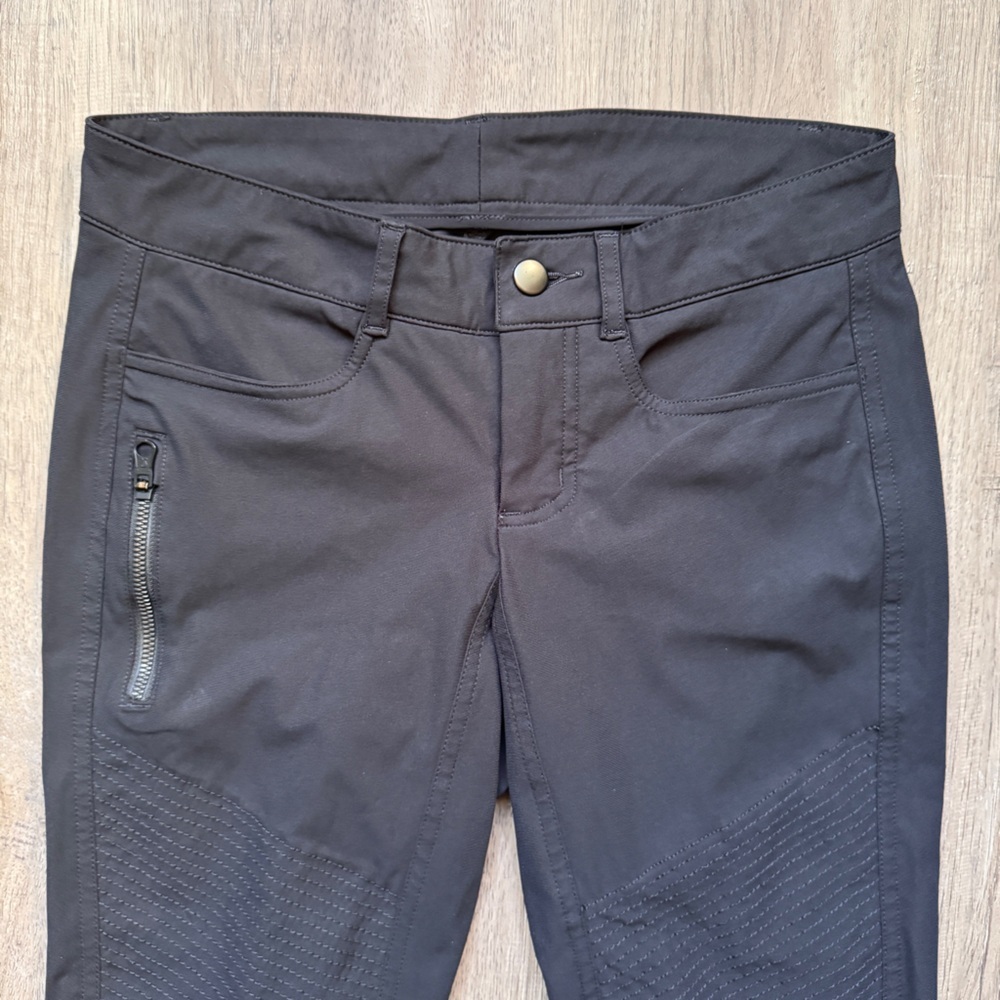 Lululemon Bust A Move Women's Pants - Estimated Size 2 - Picture 4 of 16